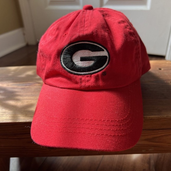 NEW VTG Georgia Bulldogs Red Adjustable Baseball Hat Cap OSFA Signatures Dawgs - Picture 9 of 9